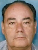 Στέλιος Καρέντζος