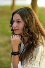 Στεφανί Πετρίδου