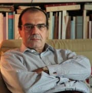 Νίκος Μπακουνάκης