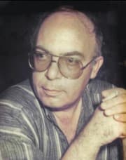 Βαγγέλης Τσουράπας (1941-2008)