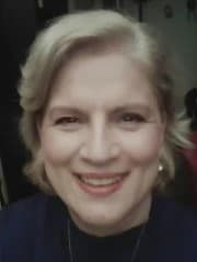 Ελένη Τζιώγα