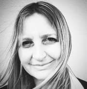 Κατερίνα Τζόλια