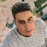 Γιάννης Καρκανέβατος