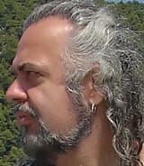 Τάσος Παπαγεωργάκης