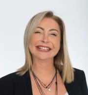 Πέγκυ Μουζάκη